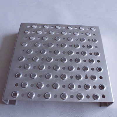 Galvanizli Güvenlik Izgara Plakası 182-356mm Genişlik Endüstriyel Zemin Kaplaması